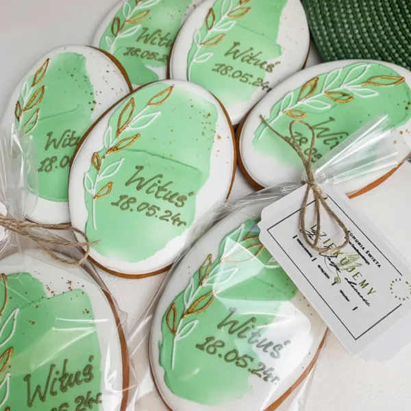 Pierniczki okolicznościowe z imbirem i cynamonem