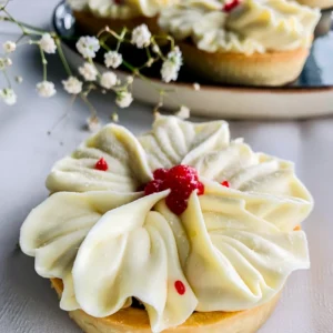 Malinowe z Ganache z białej czekolady